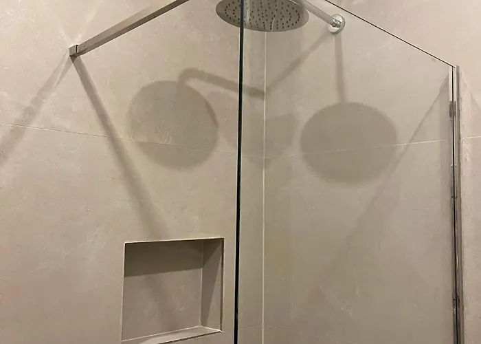 Oasis Aparthotel Vlorë