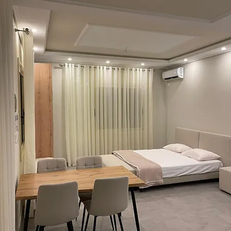 Hotel apartamentowy Oasis 3*