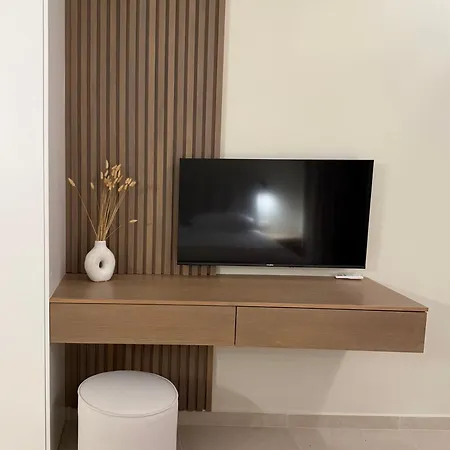 Oasis 3* Wlora