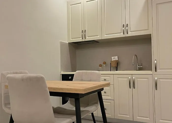 Aparthotel Oasis Vlorë